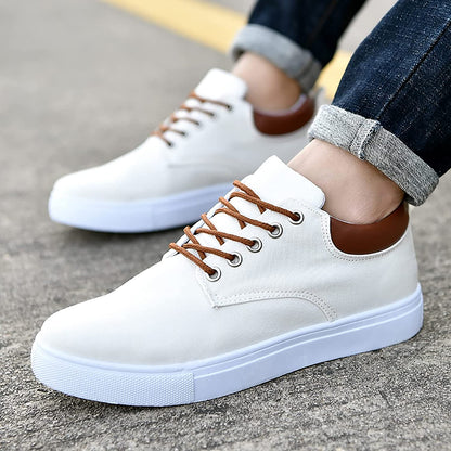 Magnus - Men’s Sneakers with a Crisp White Sole