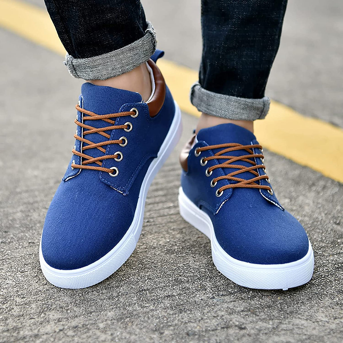 Magnus - Men’s Sneakers with a Crisp White Sole