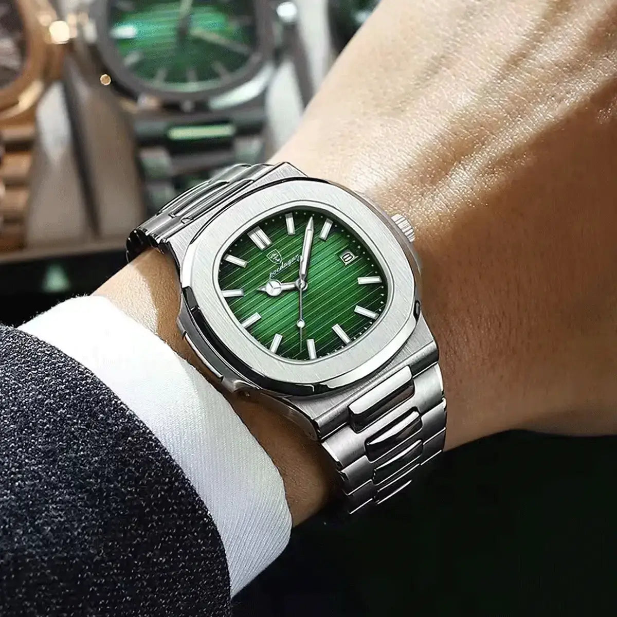 Men’s Luxe Nautilus™ Watch with a free strap kit – A real bargain!